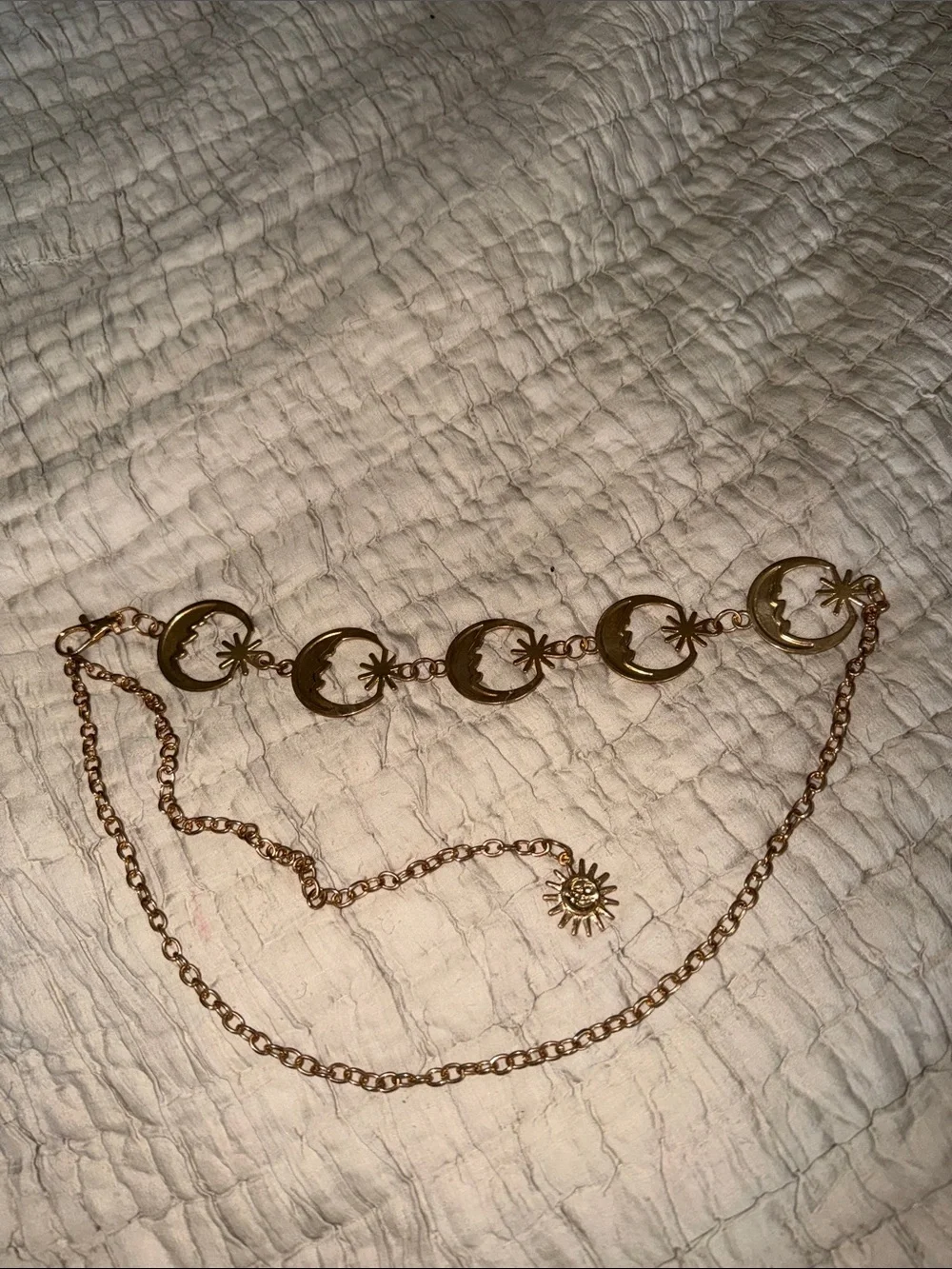 Fabulous gold tone moons Chicos chain belt